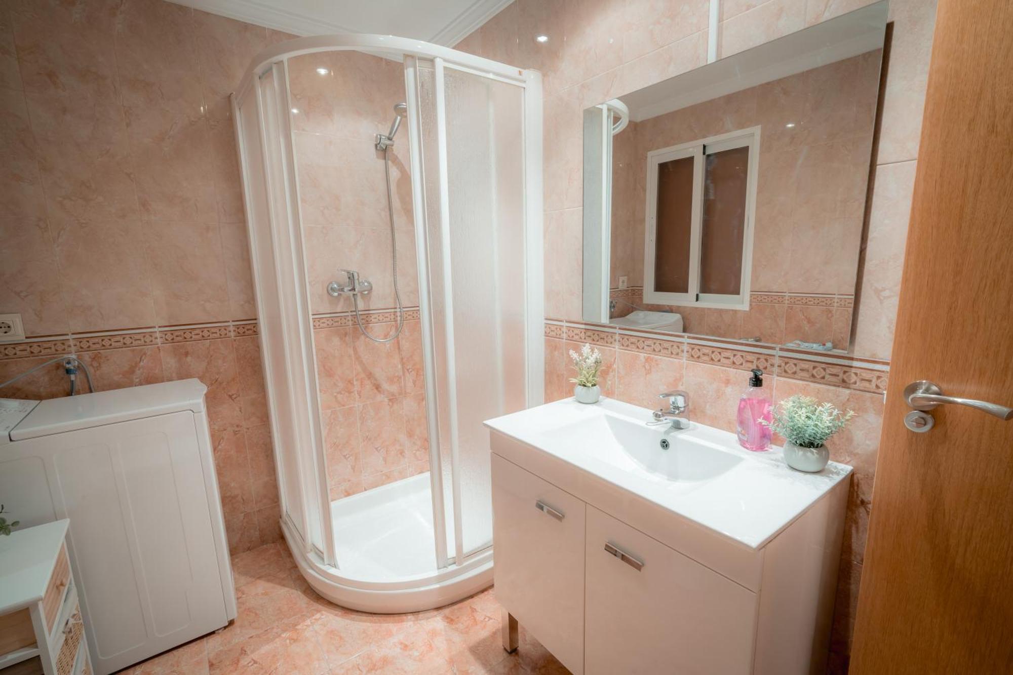 Ibericabeds Figares Apartment Granada Bagian luar foto
