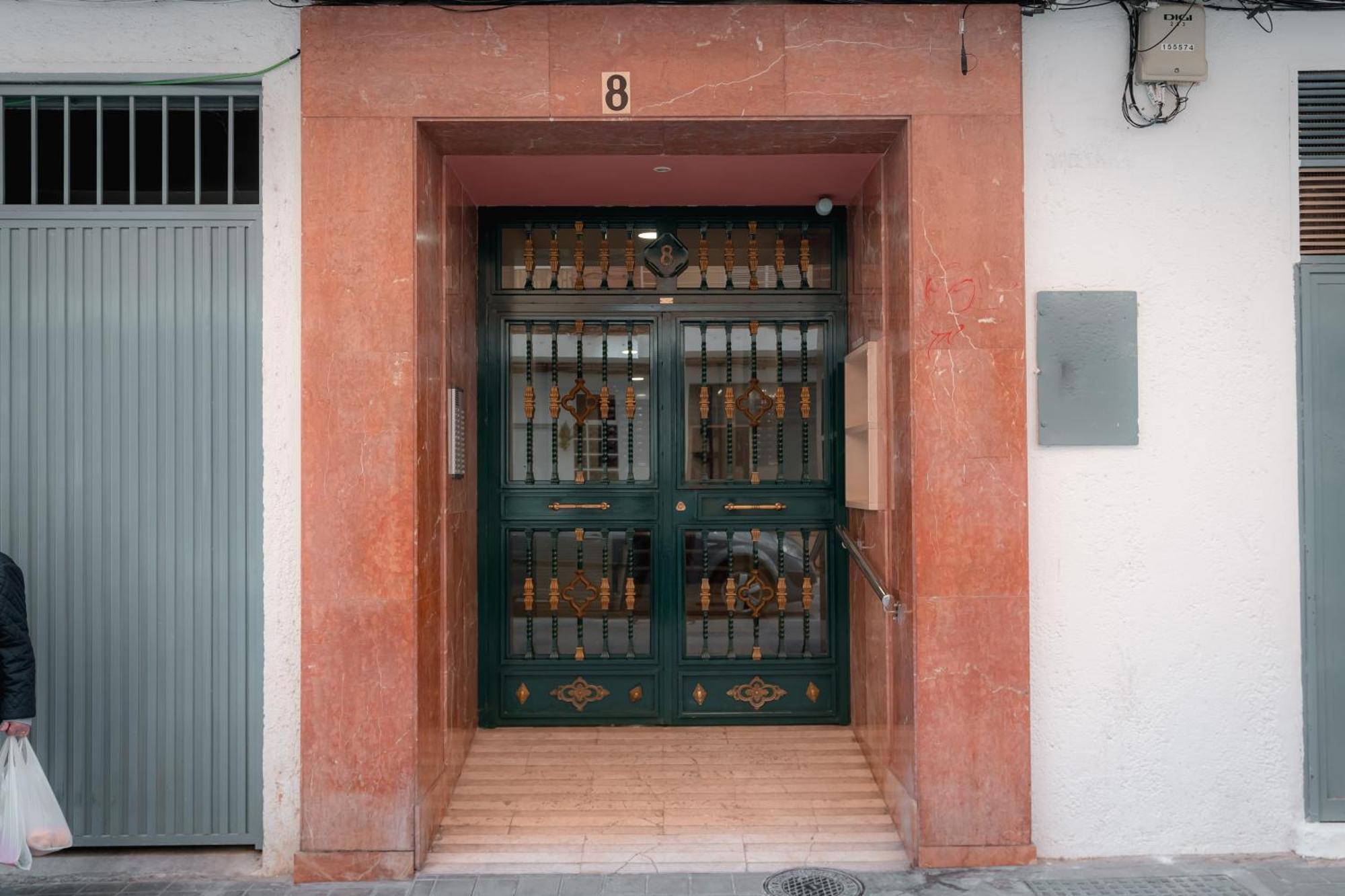 Ibericabeds Figares Apartment Granada Bagian luar foto